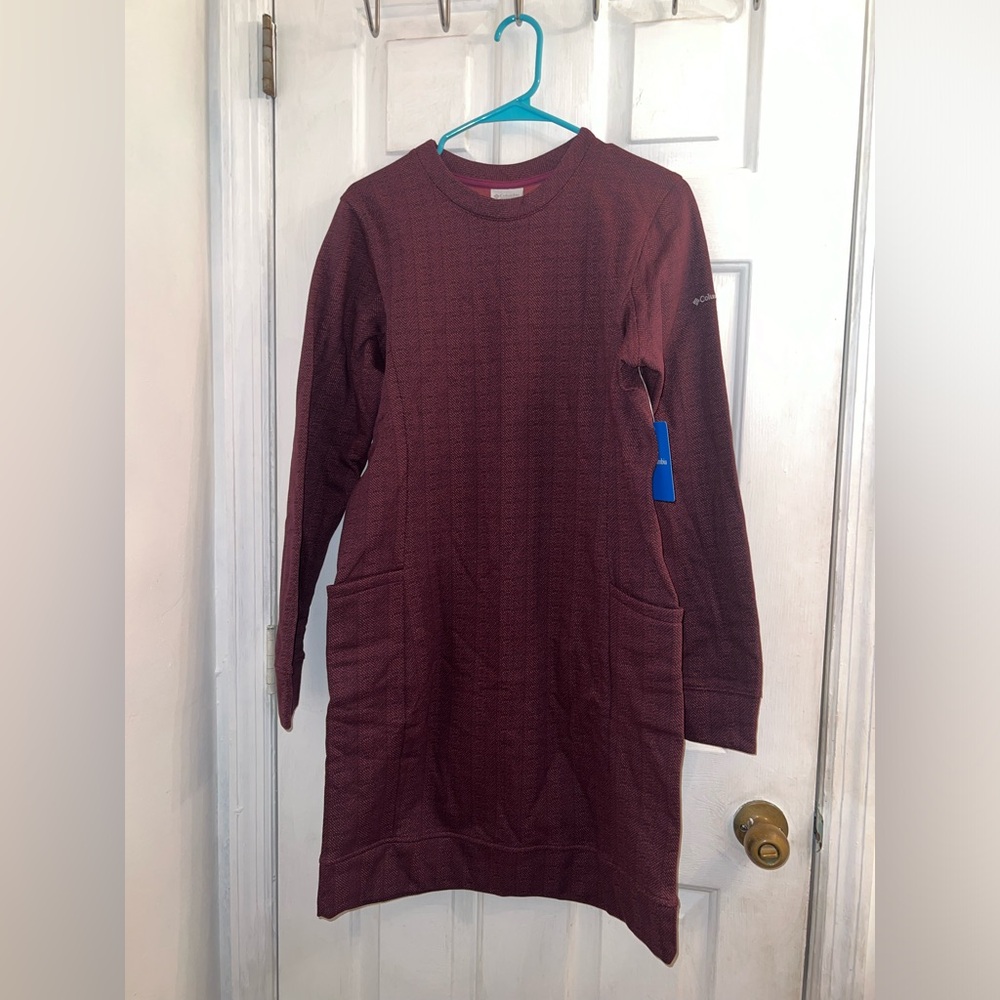 Size medium red burgundy purple sweatshirt dress fleece lined crew neck pockets